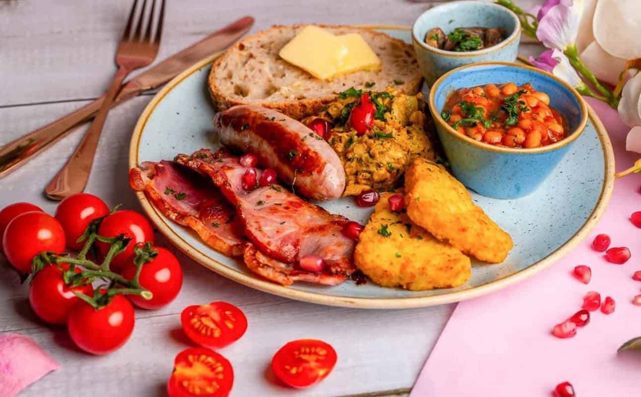 Enjoy Indian, Vegan options, Vegetarian options, Halal, Restaurant, Child friendly, $$, Groups and Families cuisine at Nashtaa Restaurant Ealing in Park Royal, London