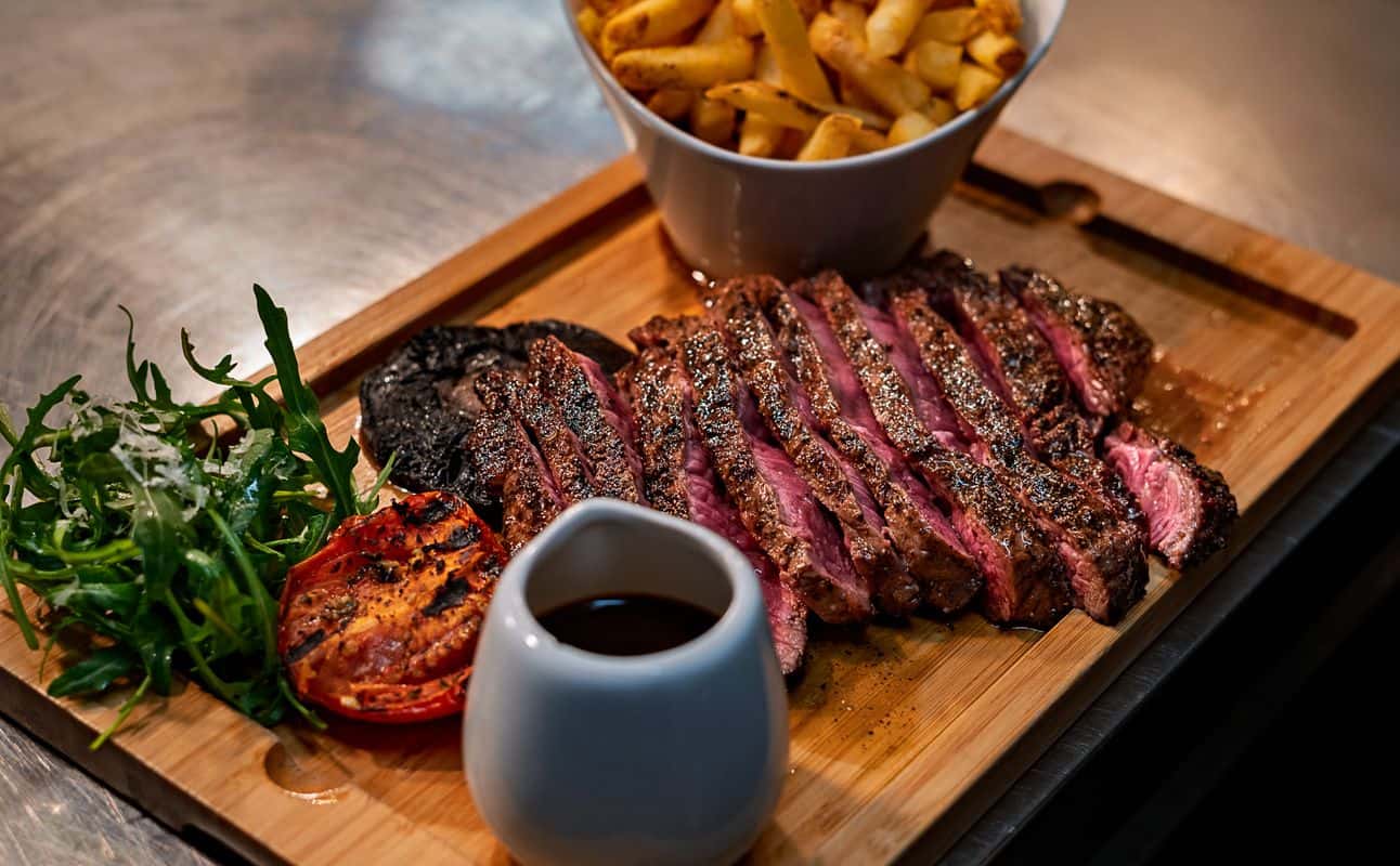 Feel the beat and WIN the feast at The Jam House 🎶