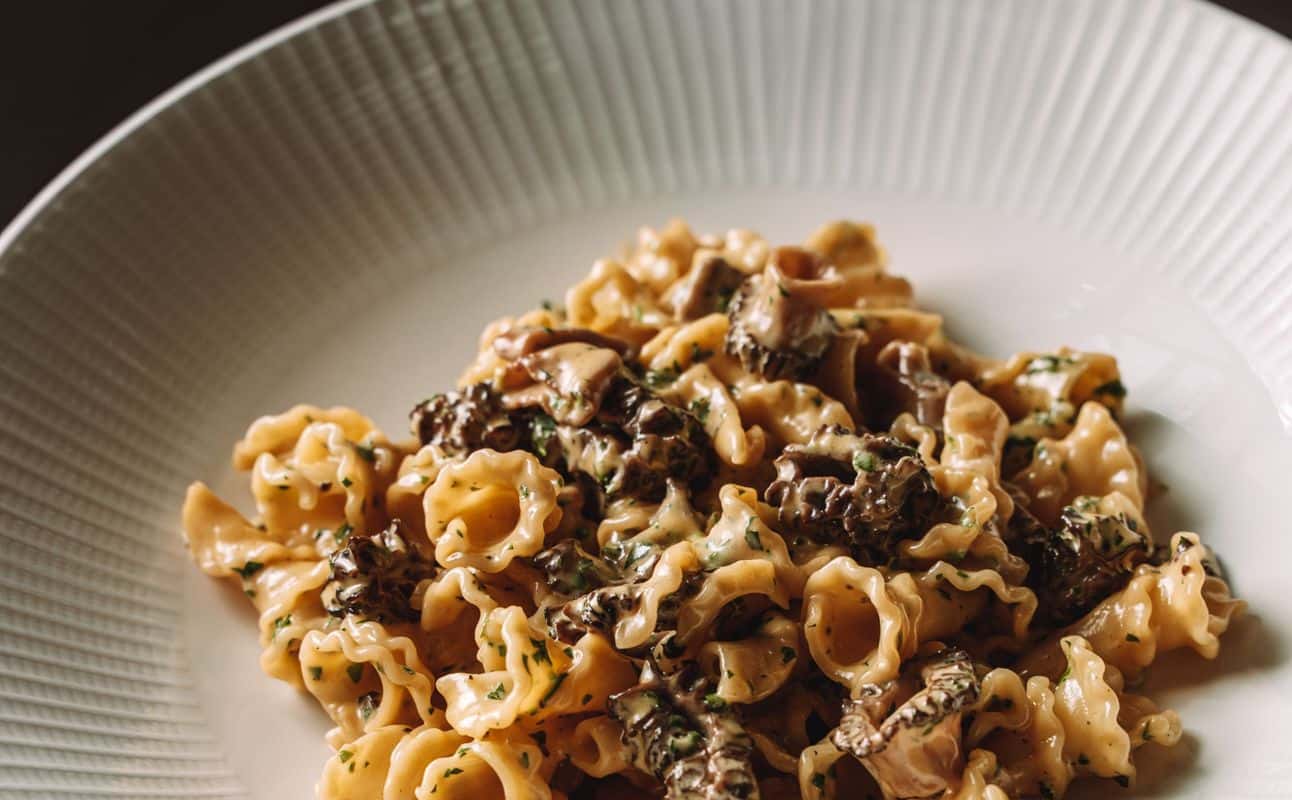 Enjoy Italian, Vegetarian options, Vegan options, Restaurant, Private dining, Free wifi, Highchairs available, Wheelchair accessible, Table service, $$, Families and Groups cuisine at Piazza Italiana in Bank, London