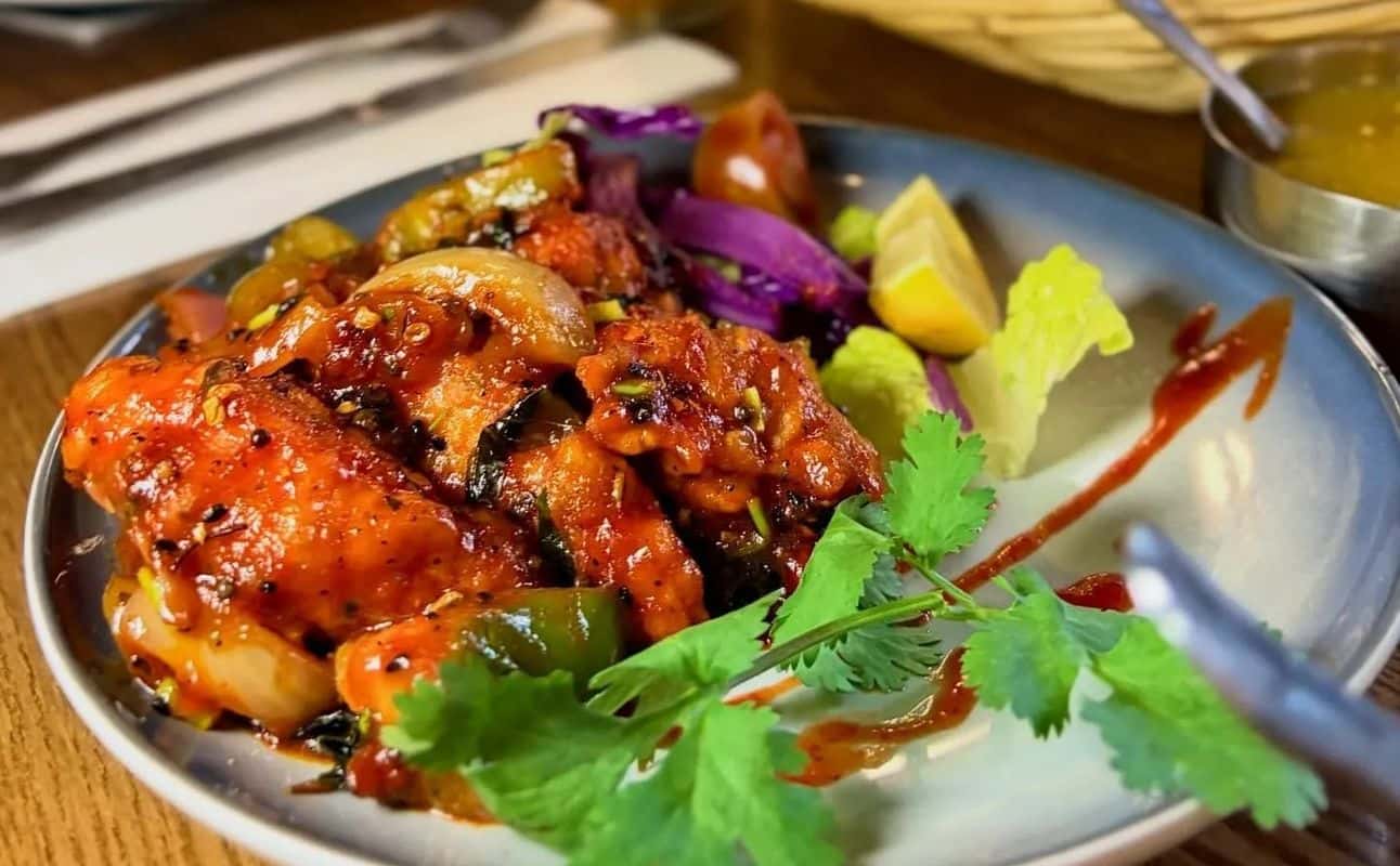 Enjoy Indian, Asian, Halal, Vegan options, Vegetarian options, Gluten Free options, Restaurant, Free wifi, Non-smoking, Table service, $$, Families and Groups cuisine at Curry Cottage in Glasgow City Centre, Glasgow