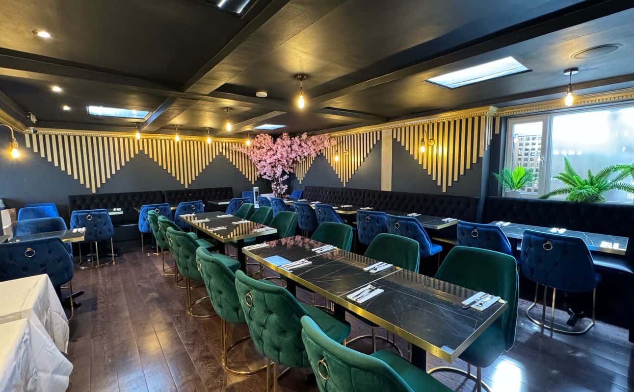 Enjoy Indian, Halal, Vegetarian options, Vegan options, Halal, Restaurant, $$, Families and Groups cuisine at Smokin’ Charcoal in Fulham, London
