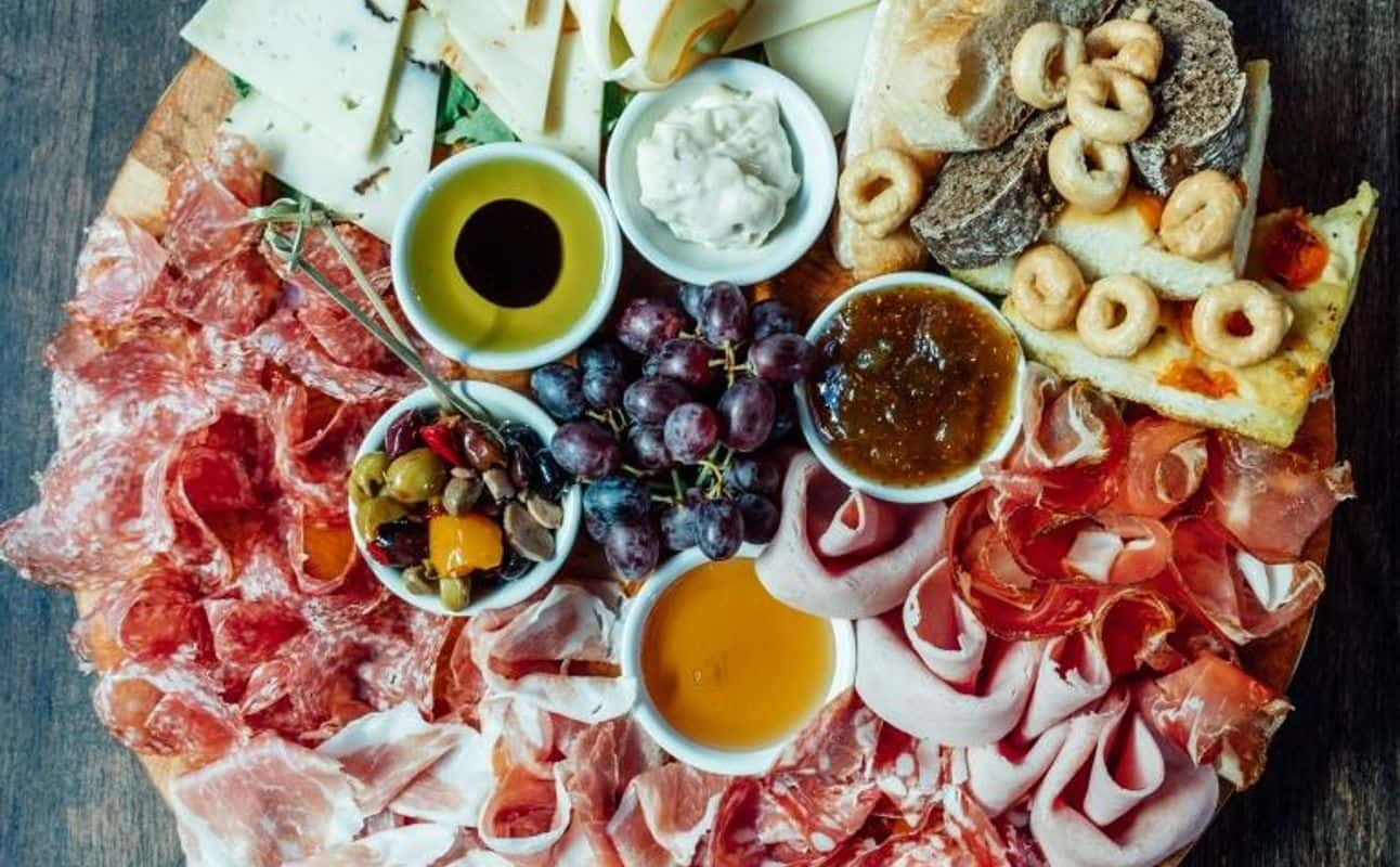Enjoy Italian, Vegan options, Vegetarian options, Restaurant, Dog friendly, Wheelchair accessible, Table service, Indoor & outdoor seating, Free wifi, $$, Groups and Families cuisine at Veeno in Leeds City Centre, Leeds