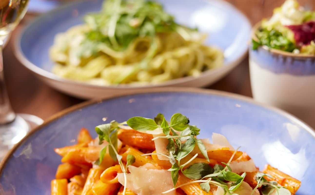 Archy's Bar & Lounge