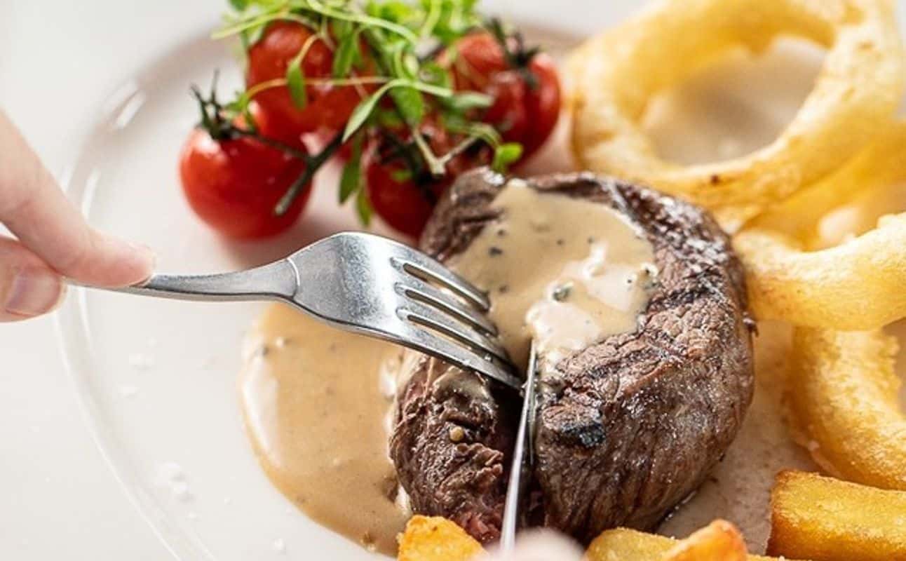 Enjoy Steakhouse, British, Grill & barbeque, Vegan options, Vegetarian options, Restaurant, Hotel restaurant, Free wifi, Highchairs available, Table service, $$$$, Families and Groups cuisine at Marco Pierre White Steakhouse at the Leonardo Royal Hotel Oxford in Wolvercote, Oxford