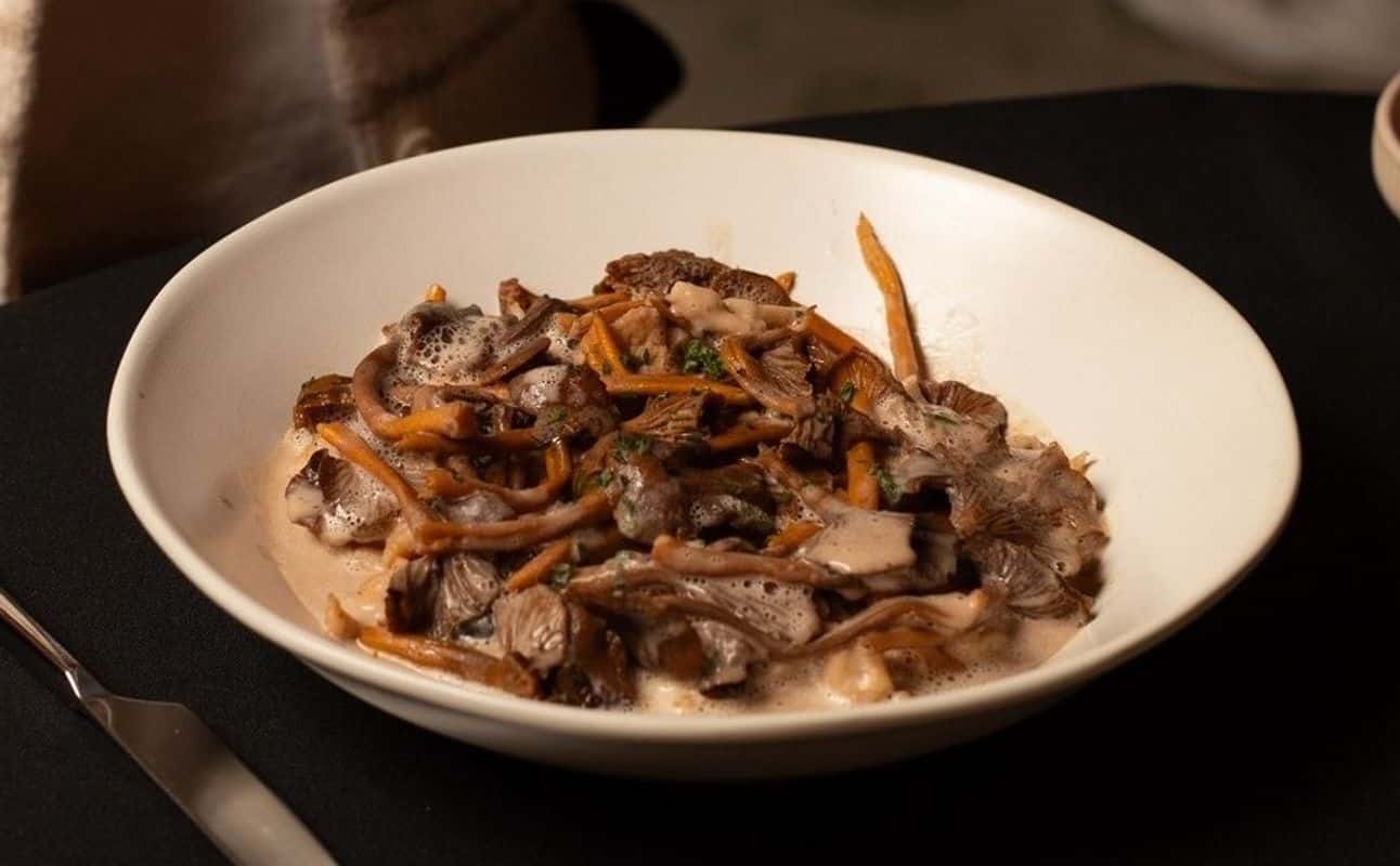 Enjoy European, Fine dining, Gluten Free options, Vegan options, Vegetarian options, Hotel restaurant, Free wifi, Non-smoking, Private dining, Table service, Wheelchair accessible, $$, Groups, Families and Special occasion cuisine at Bonnar's in Holyrood, Edinburgh