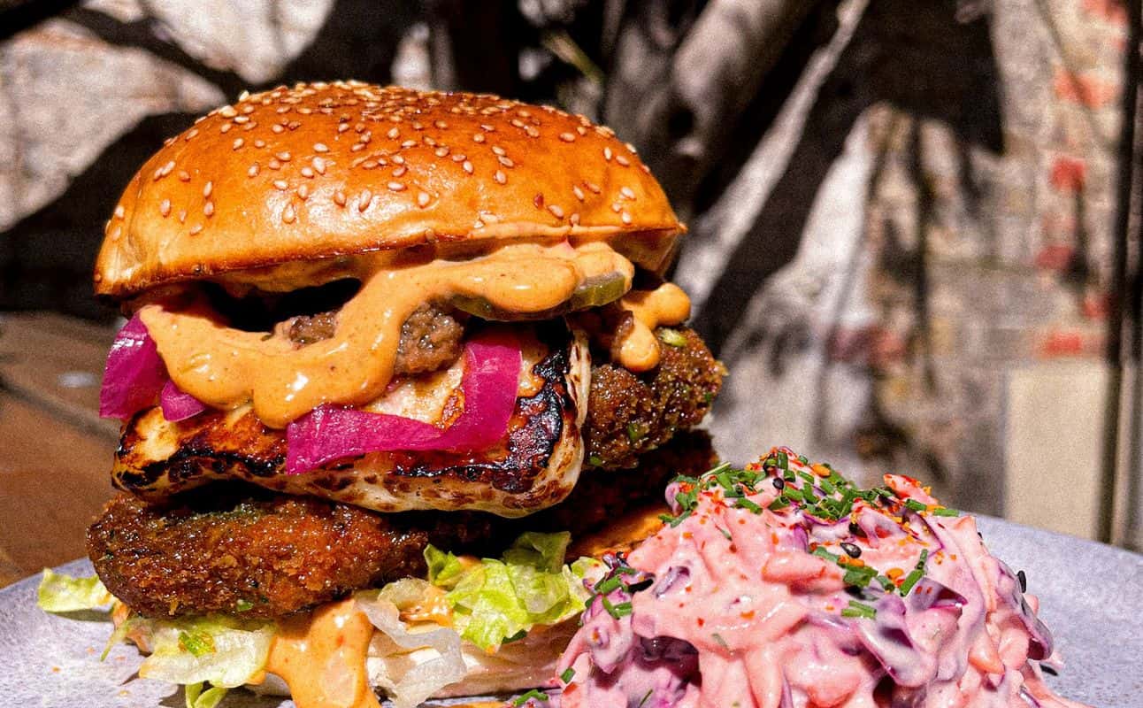 Enjoy British, Pub Food, Vegan options, Vegetarian options, Bars & pubs, Gastropub, Free wifi, Indoor & outdoor seating, Beer garden, Dog friendly, $$, Live music and Groups cuisine at Strongroom Bar in Shoreditch, London