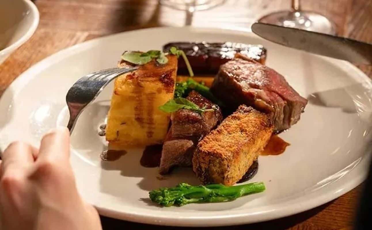 Frank’s restaurant at Hawkwell House Hotel