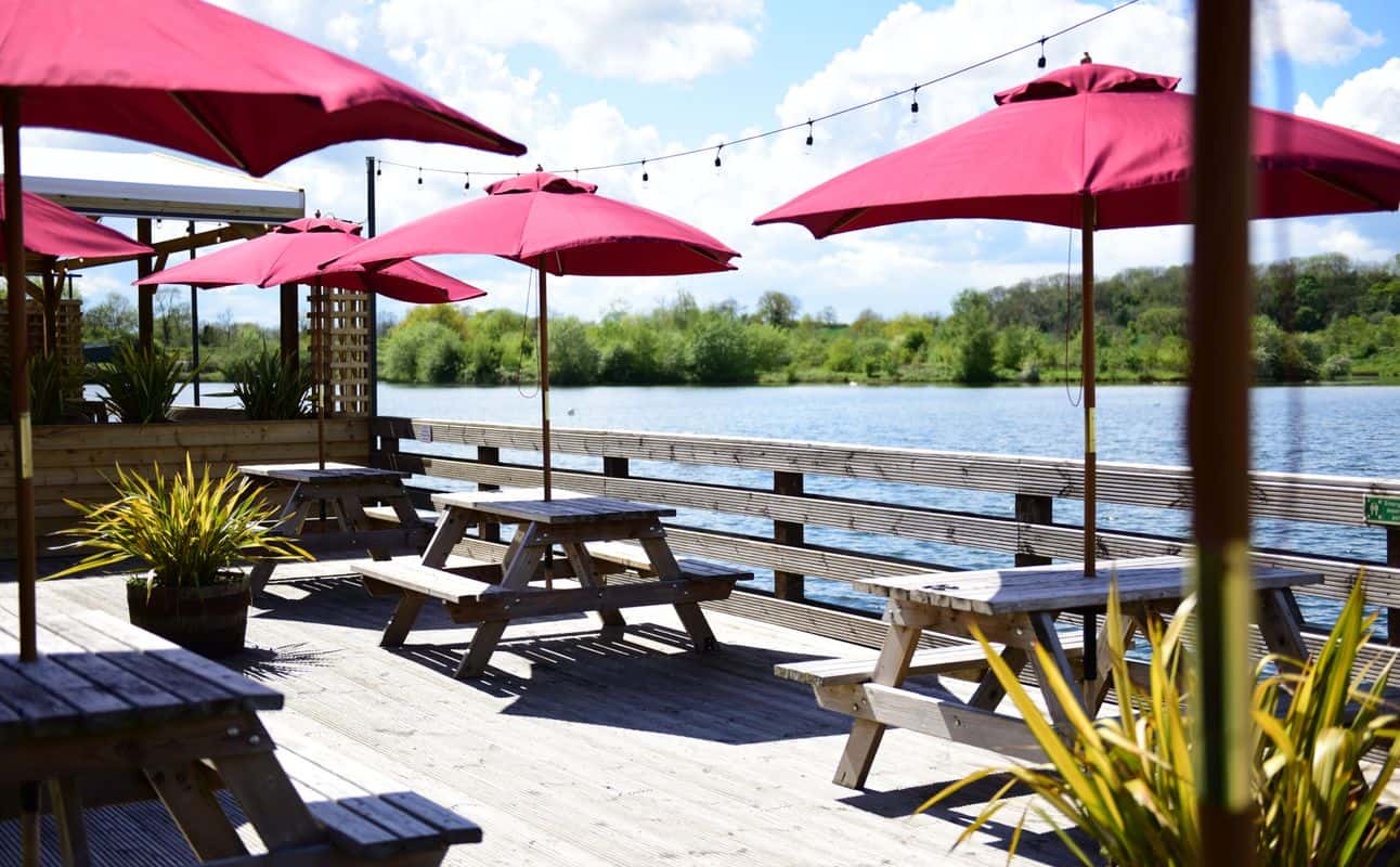 Lakeside Bar & Bistro at Stanton Lakes