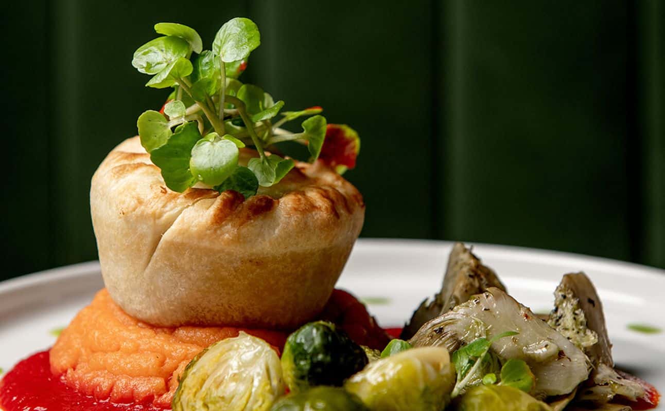 Enjoy British, Vegan options, Vegetarian options, Restaurant, Highchairs available, Wheelchair accessible, Free wifi, Table service, Indoor & outdoor seating, $$, Families and Groups cuisine at Dorothy & Marshall in Bromley, London