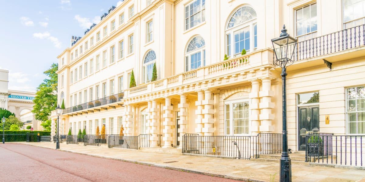 A Regency London First Table escapade 💌