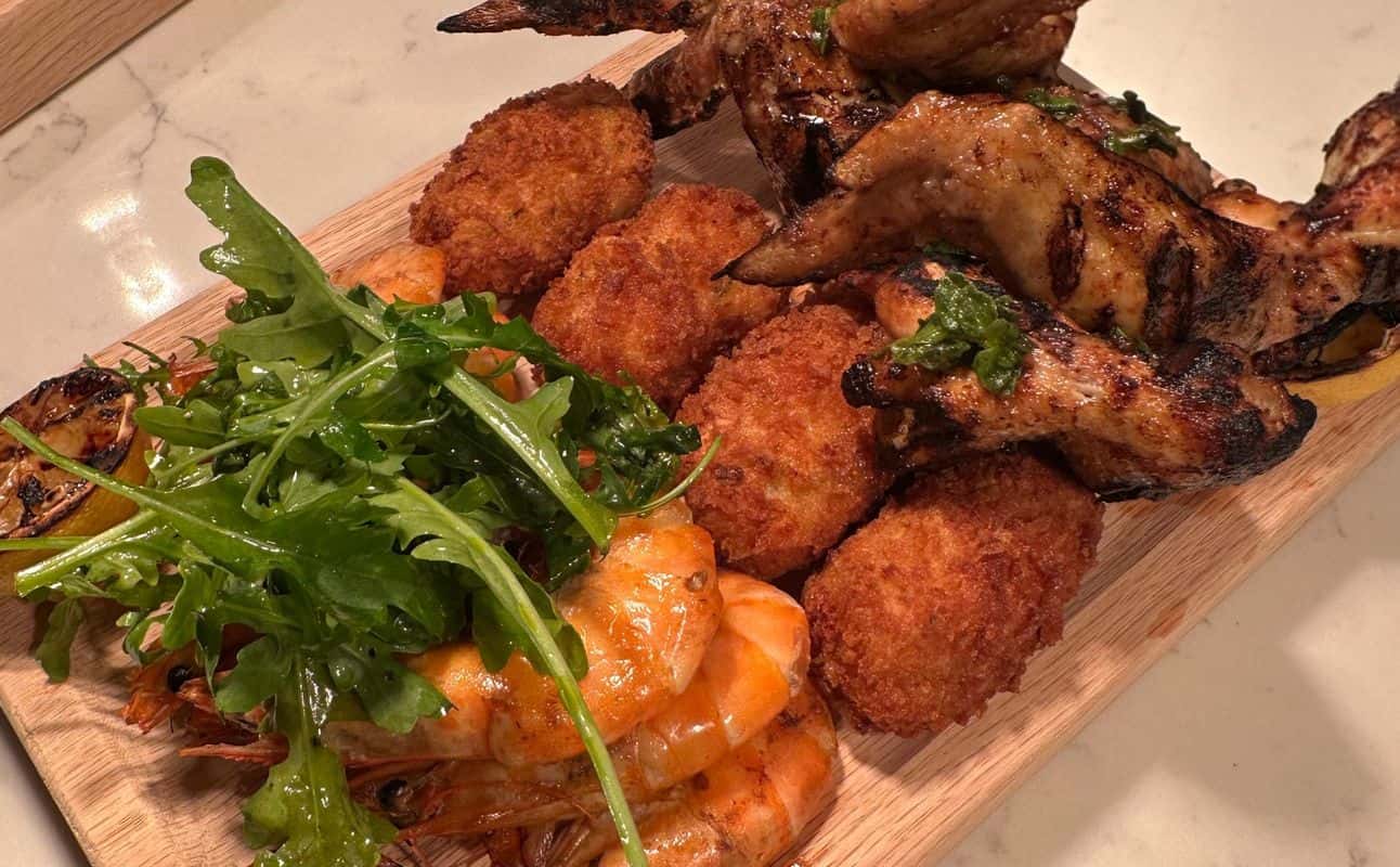 Enjoy British, Vegan options, Vegetarian options, Gluten Free options, Bars & pubs, Private dining, $$$, Families and Groups cuisine at TEB Lounge in Portswood, Southampton