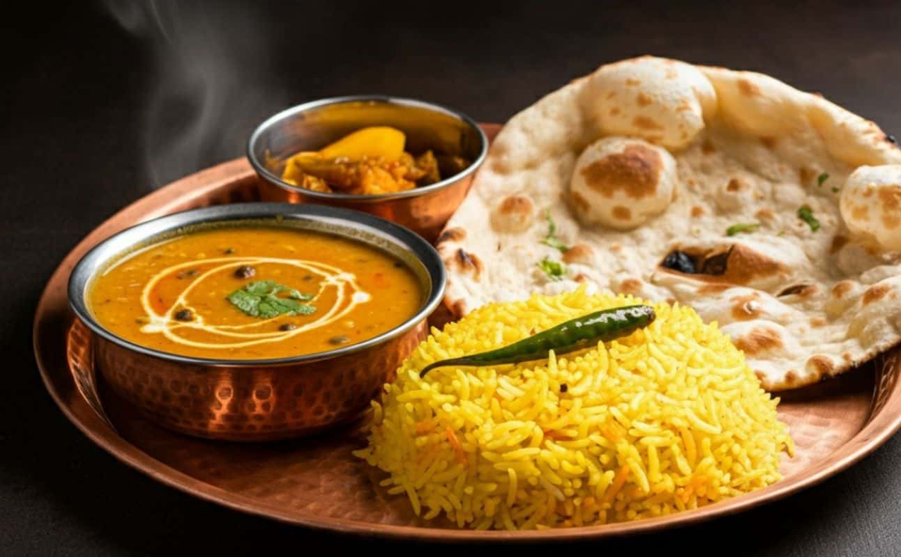 Enjoy Halal, Street food, Indian, Vegetarian options, Dairy free options, Vegan options, Gluten Free options, Restaurant, Highchairs available, Child friendly, Free wifi, Table service, $$, Groups, Families, Kids, Bar scene, Date night, Hidden gems, Business meetings, Local cuisine and Wine bar cuisine at Indian Rasoi Restaurant in Muswell Hill, London