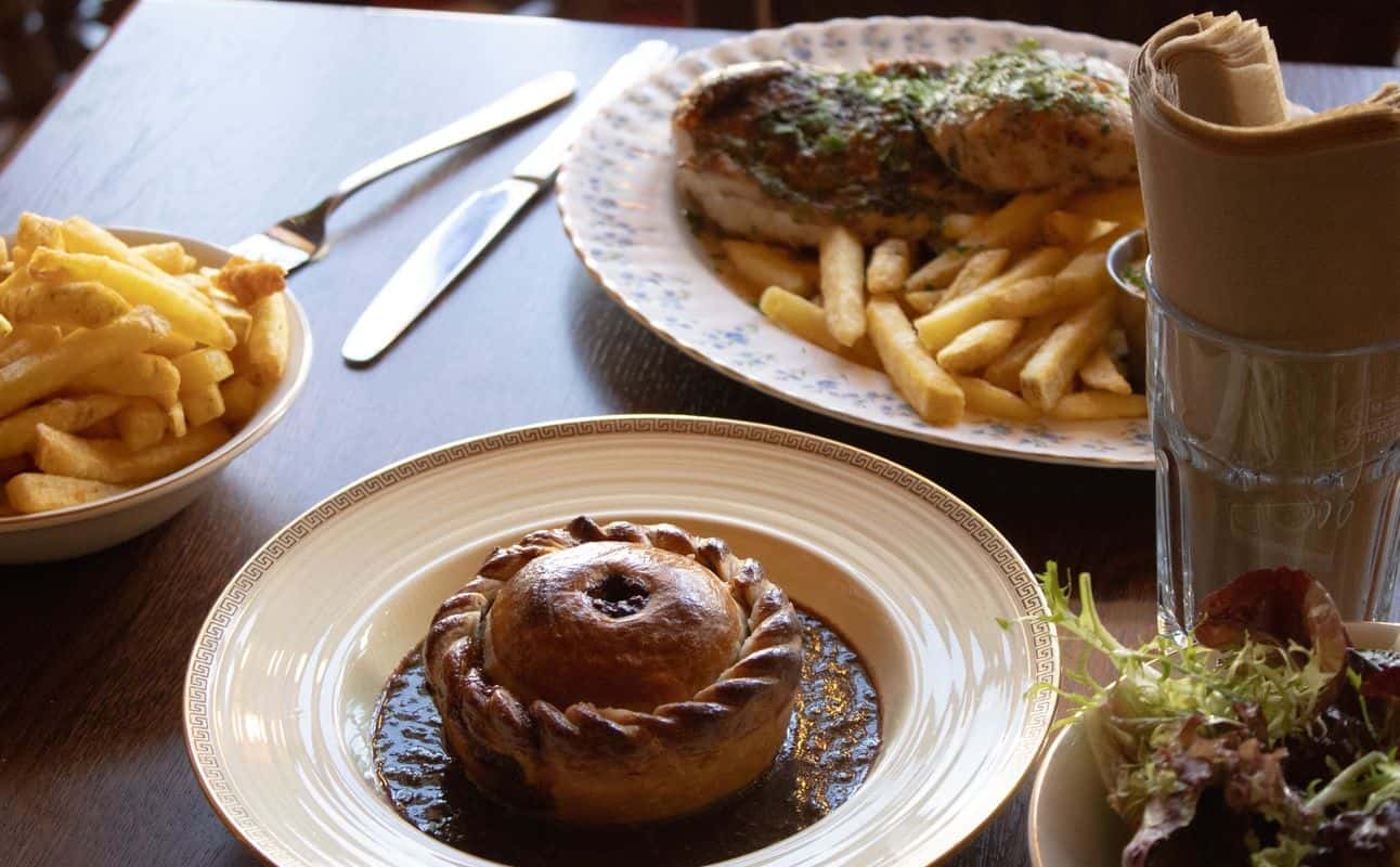 Enjoy British, Pub Food, Dairy free options, Vegetarian options, Vegan options, Bars & pubs, Late night, Dog friendly, $$, Live music, Special occasion and Groups cuisine at The Gilded Saloon in Southside, Edinburgh