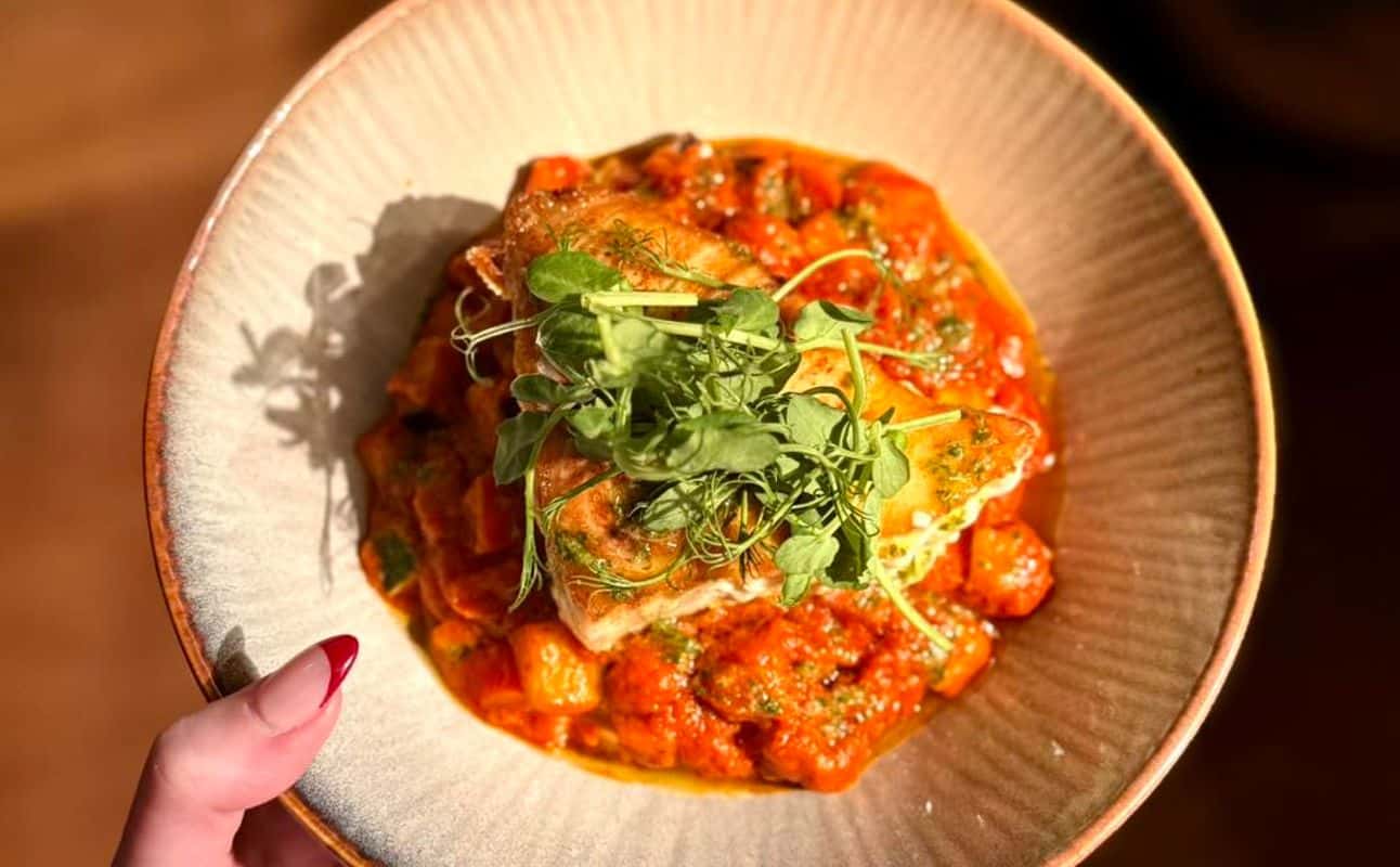Enjoy British, Vegetarian options, Vegan options, Gluten Free options, Restaurant, Free wifi, Highchairs available, Indoor & outdoor seating, Private dining, Table service, $$$, Groups and Families cuisine at The Wheatsheaf in Bingham, Nottingham