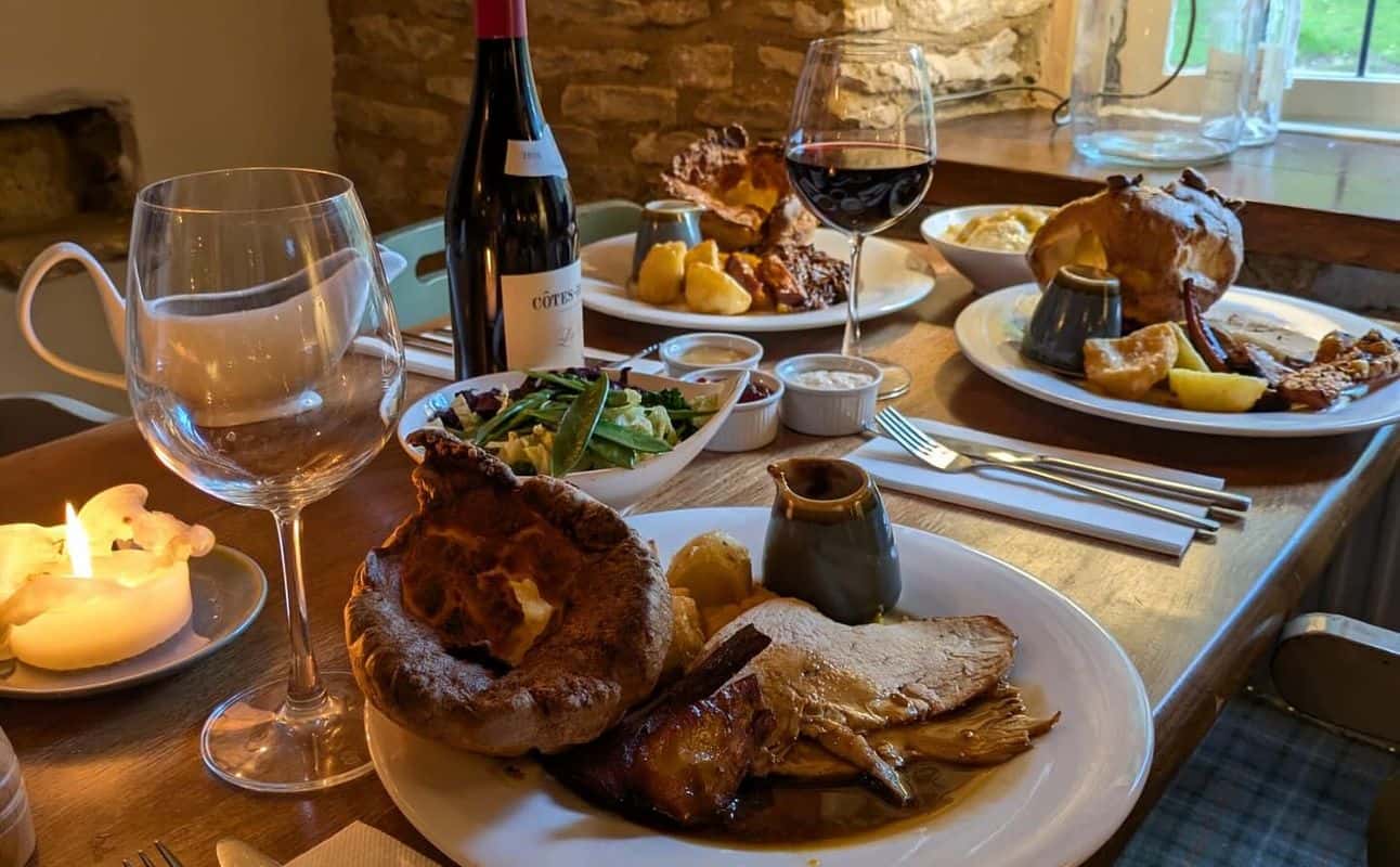 Enjoy British, Vegan options, Gluten Free options, Vegetarian options, Restaurant, Late night, Indoor & outdoor seating, Free wifi, Table service, Highchairs available, Beer garden, $$, Families and Groups cuisine at The Tite in Chadlington, Oxford