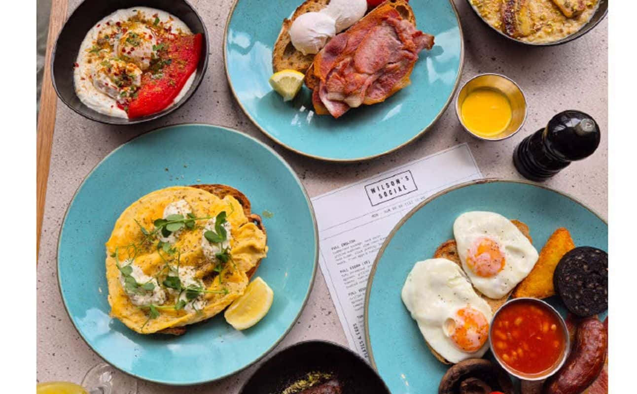 Enjoy Brunch and Pub Food cuisine at Wilson's Social in Northern Quarter, Manchester