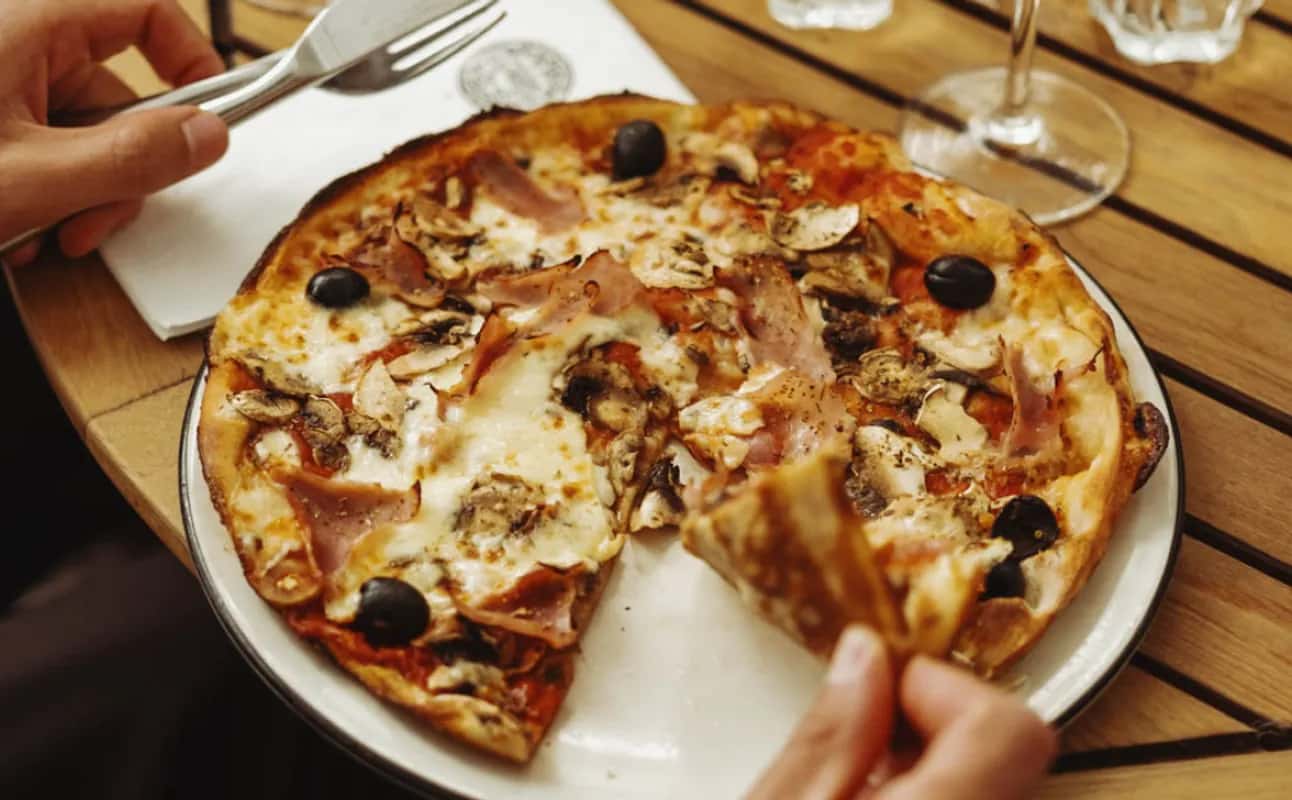 Enjoy Italian, Pizza, Vegan options, Gluten Free options, Vegetarian options, Restaurant, Table service, Indoor & outdoor seating, Free wifi, Wheelchair accessible, Highchairs available, $$$, Families and Groups cuisine at PizzaExpress Street Lane in Roundhay, Leeds