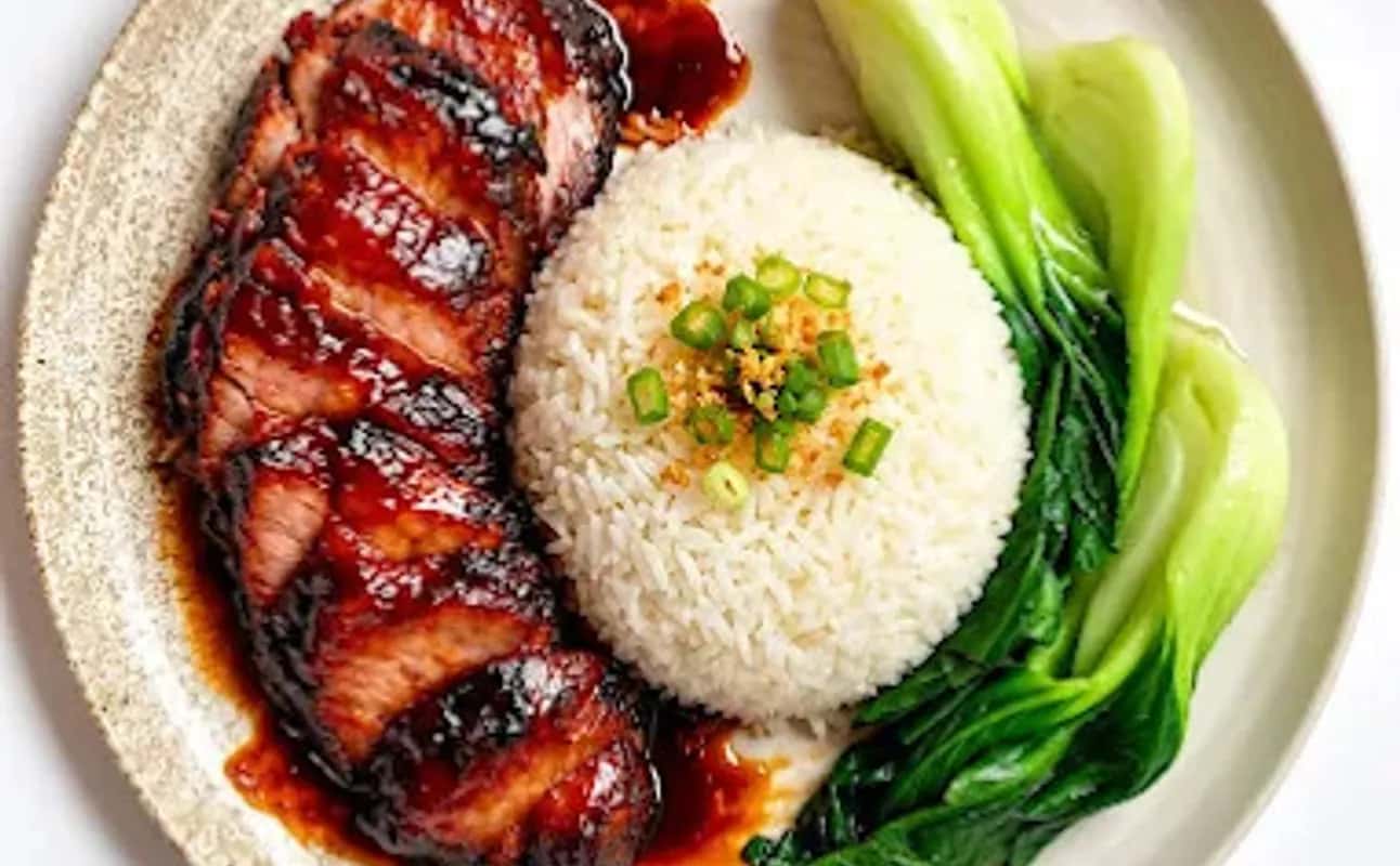 Enjoy Asian, Chinese, Japanese, Vegetarian options, Restaurant, $$, Families and Groups cuisine at Maren in Brighton City Centre, Brighton