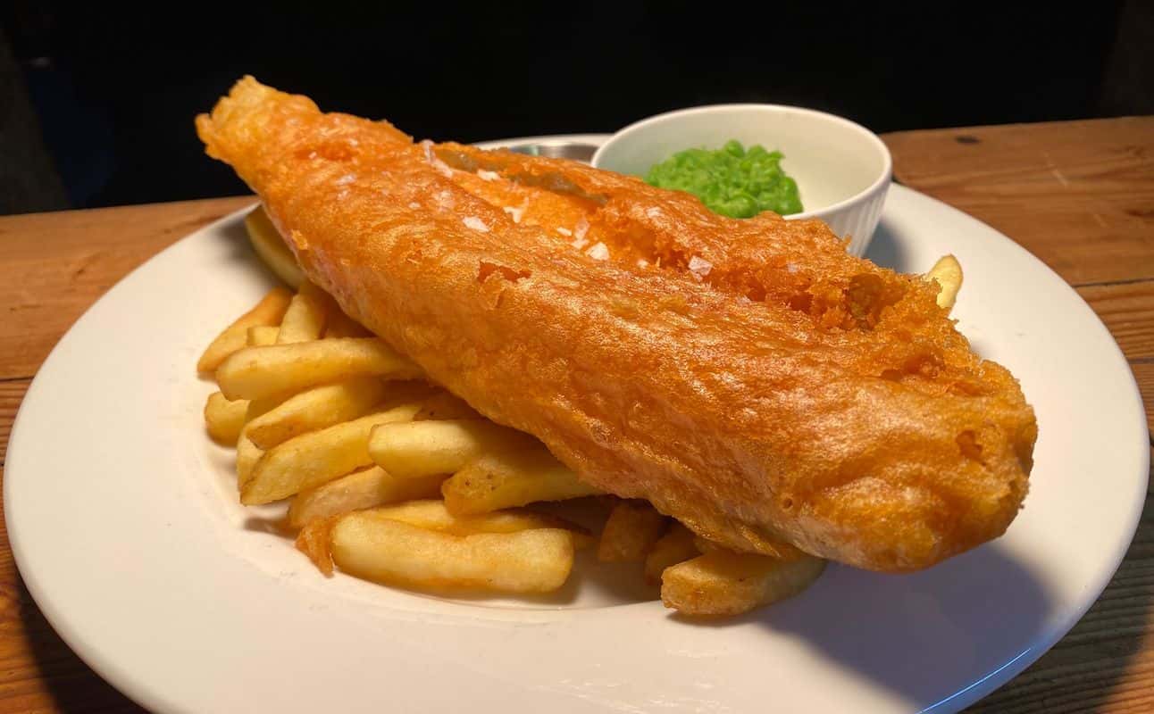 Enjoy British, Vegan options, Vegetarian options, Gastropub, Restaurant, Free wifi, Highchairs available, Indoor & outdoor seating, Table service, Wheelchair accessible, $$, Live music and Groups cuisine at Goldsmiths Arms in Penge, London