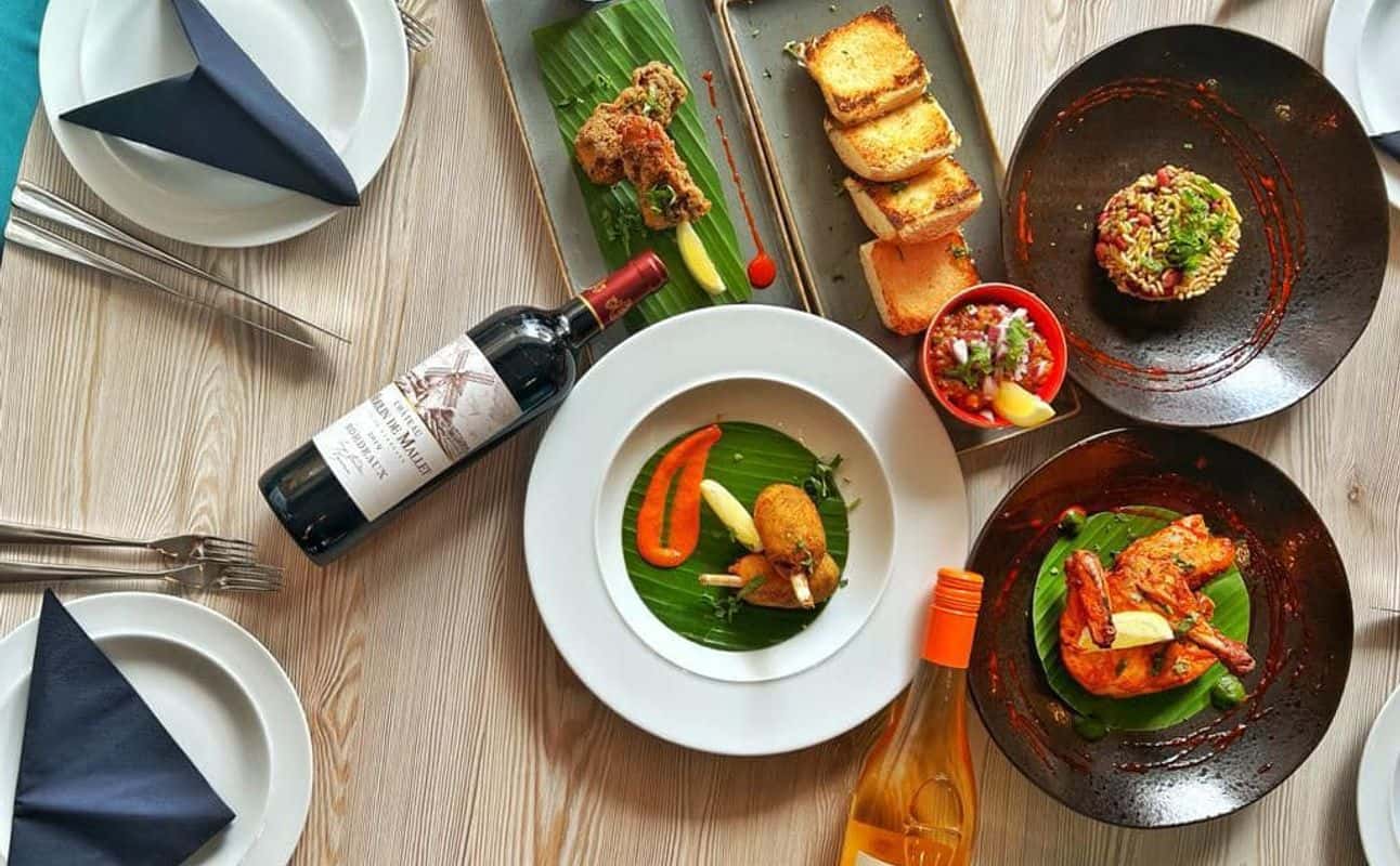 Enjoy Indian, Vegan options, Vegetarian options, Gluten Free options, Restaurant, Street parking, Free wifi, Table service, $$, Groups and Families cuisine at Wah Ji Wah in Manchester City Centre, Manchester