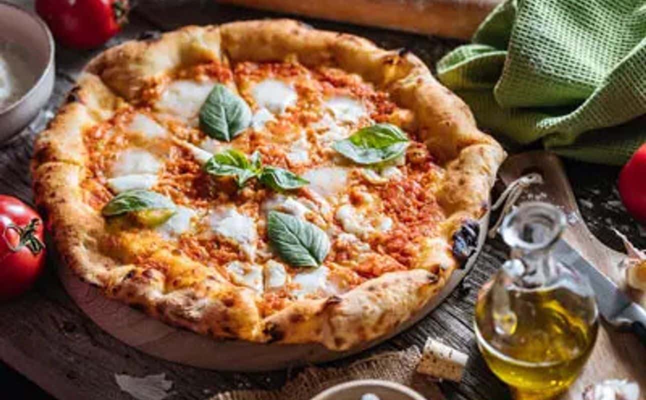 Enjoy Italian, Gluten Free options, Vegan options, Vegetarian options, Restaurant, Child friendly, Highchairs available, Indoor & outdoor seating, Table service, $$, Families, Kids and Groups cuisine at Amalfi Lounge in Covent Garden, London