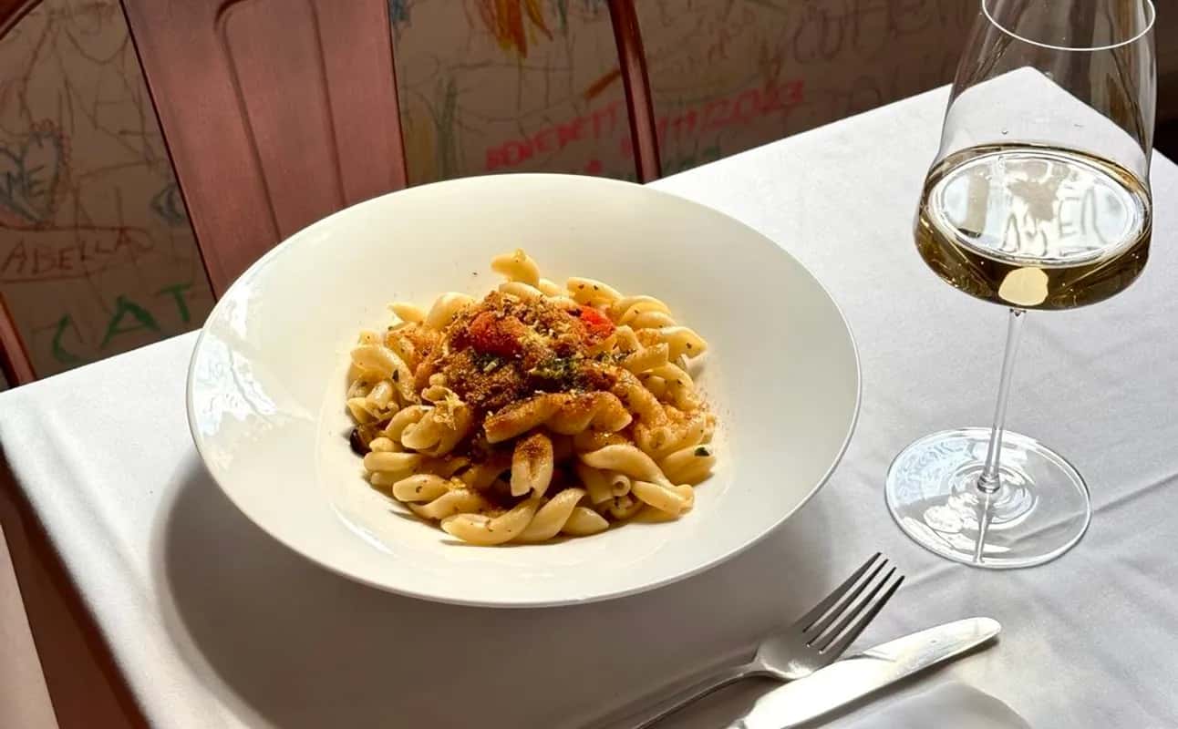 Enjoy Italian, Gluten Free options, Vegan options, Vegetarian options, Restaurant, Late night, Street parking, Indoor & outdoor seating, Table service, Free wifi, Private dining, $$, Families, Groups, Special occasion and Date night cuisine at Garum in Westminster, London