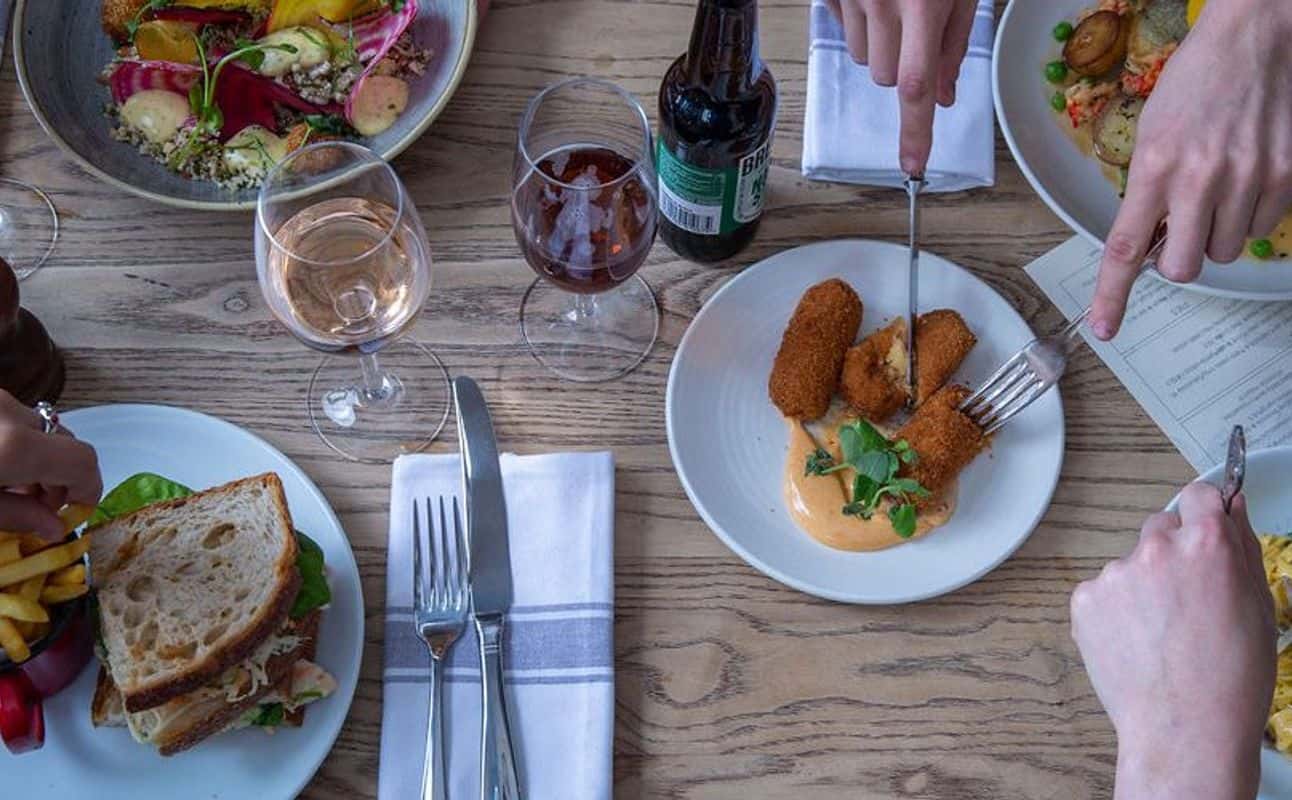 Enjoy Pub Food, British, Gluten Free options, Vegan options, Vegetarian options, Restaurant, Hotel restaurant, Bars & pubs, Gastropub, Wheelchair accessible, Private dining, Dog friendly, Child friendly, Highchairs available, Table service, Free wifi, $$, Date night, Families, Groups and Business meetings cuisine at The Tommyfield in Kennington, London