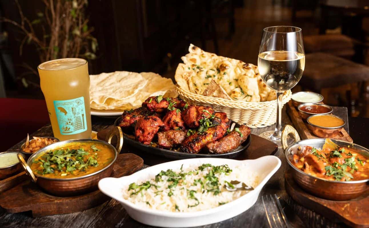 Enjoy Pub Food, Gluten Free options, Vegan options, Vegetarian options, Sports bar, Bars & pubs, Late night, Free wifi, Wheelchair accessible, Indoor & outdoor seating, Beer garden, $$, Bar scene, Groups and Live music cuisine at The Lord Clifden in Jewellery Quarter, Birmingham