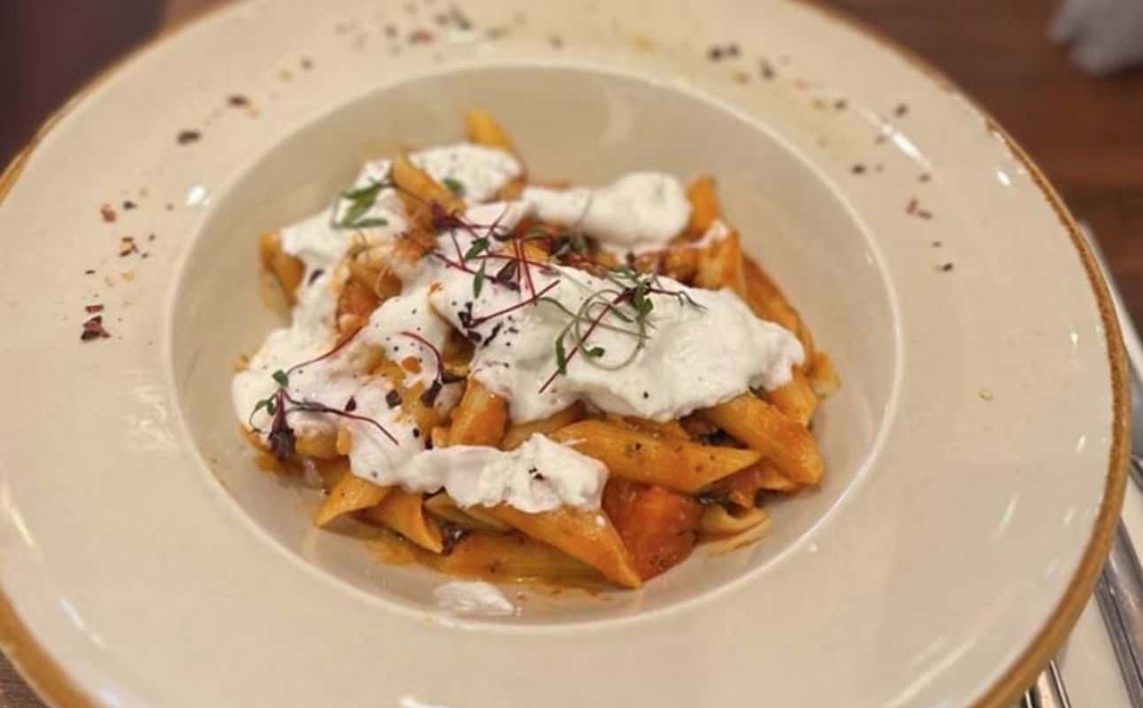 Enjoy Italian, Vegan options, Vegetarian options, Gluten Free options, Restaurant, Indoor & outdoor seating, Table service, Wheelchair accessible, Child friendly, Highchairs available, $$$, Families, Groups and Kids cuisine at Villa Toscana in Finnieston, Glasgow