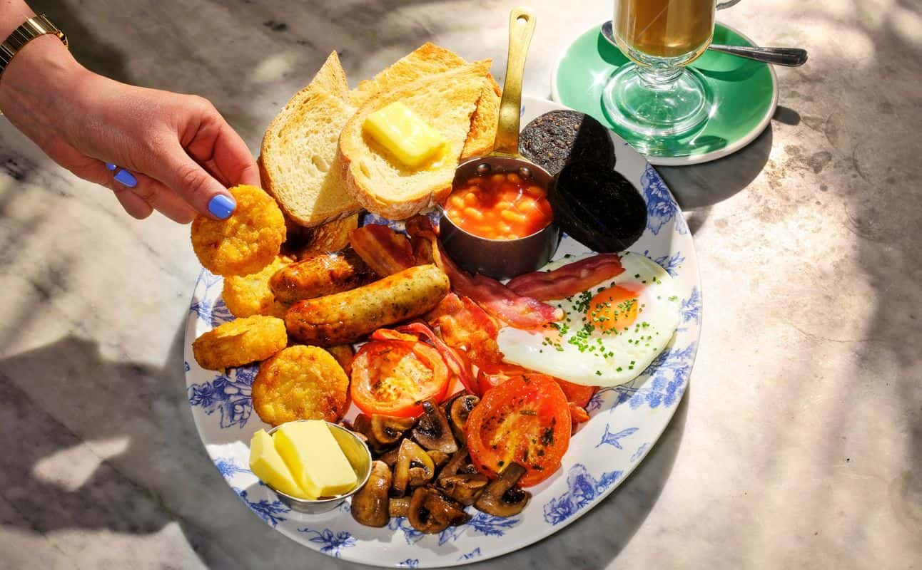 Enjoy British, Gluten Free options, Vegan options, Vegetarian options, Restaurant, Dog friendly, Free wifi, Highchairs available, Table service, Wheelchair accessible, $$, Groups and Families cuisine at Bill's Hammersmith in Hammersmith, London