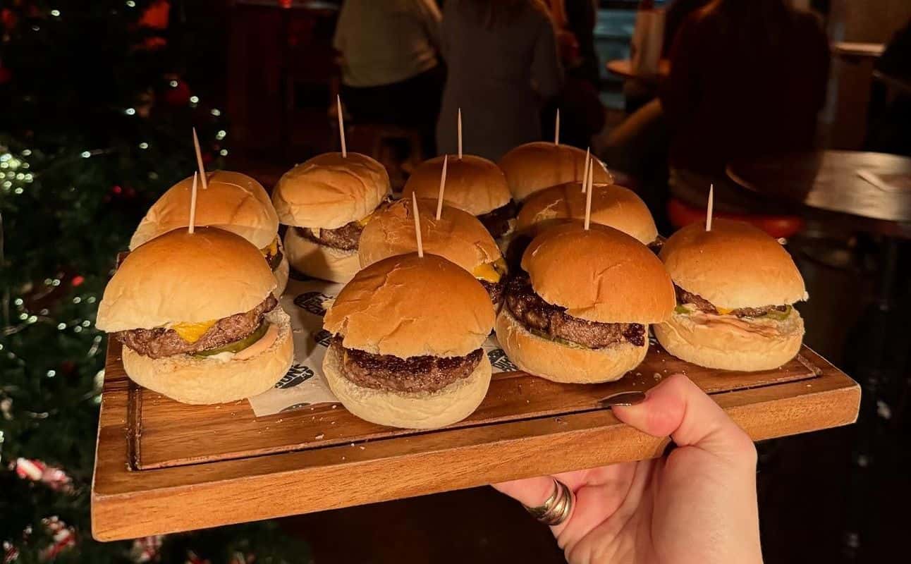 Enjoy British, Gastropub, Table service, $ and Groups cuisine at The Elephant & Castle in Elephant and Castle, London