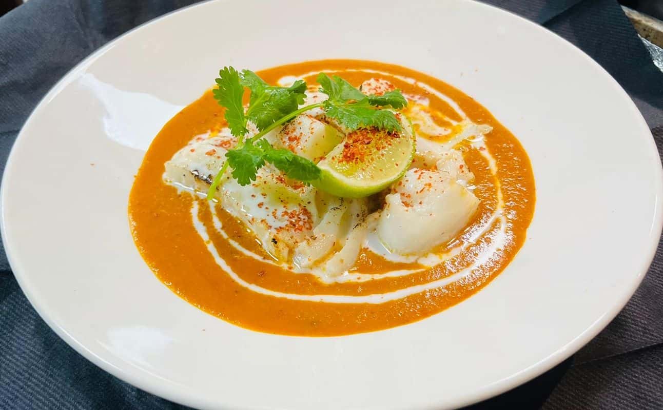 Enjoy Indian, Gluten Free options, Vegan options, Vegetarian options, Restaurant, Dog friendly, Highchairs available, Private dining, Street parking, Table service, $$, Groups and Families cuisine at The Lansdowne Indian Restaurant & Bar in West End, Glasgow