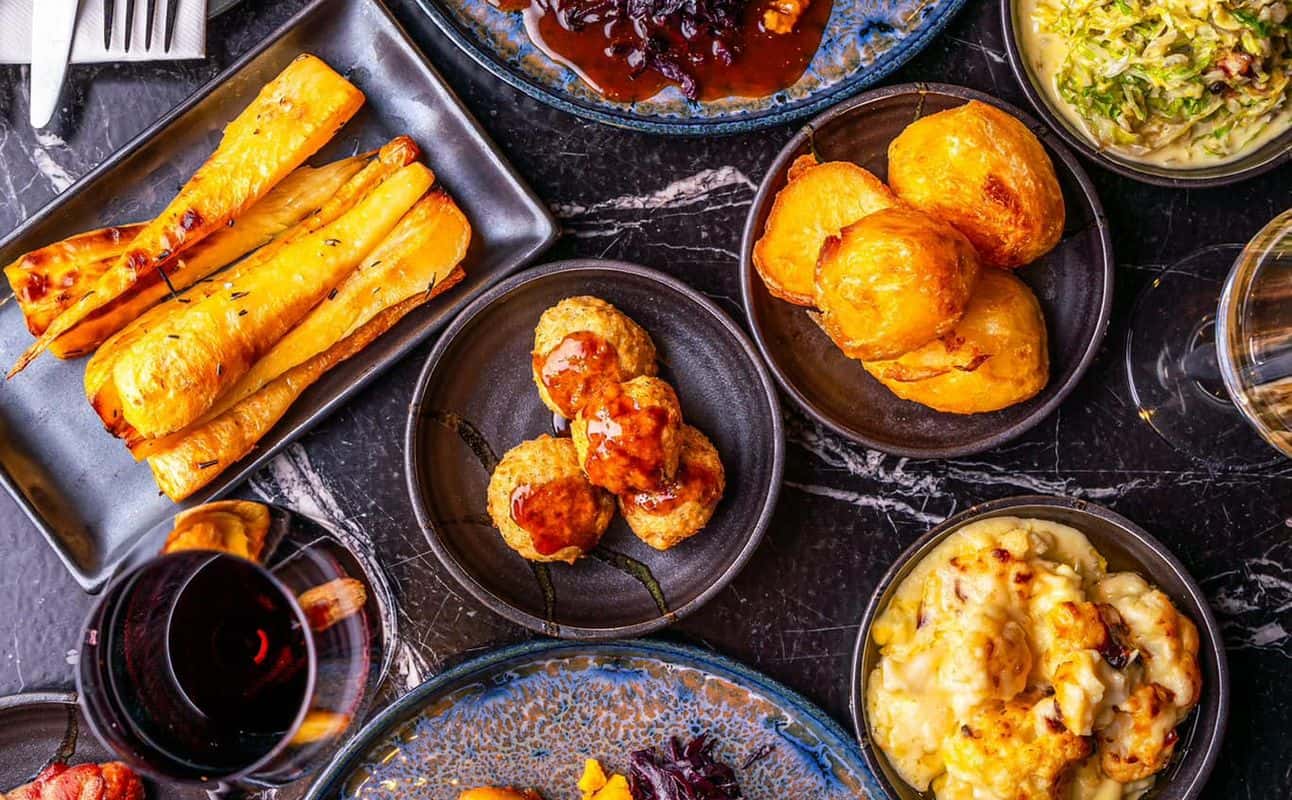 Enjoy Asian, Gluten Free options, Vegan options, Vegetarian options, Bars & pubs, Restaurant, Late night, Indoor & outdoor seating, $$, Bar scene, Groups and Date night cuisine at Zenn in Liverpool City Centre, Liverpool